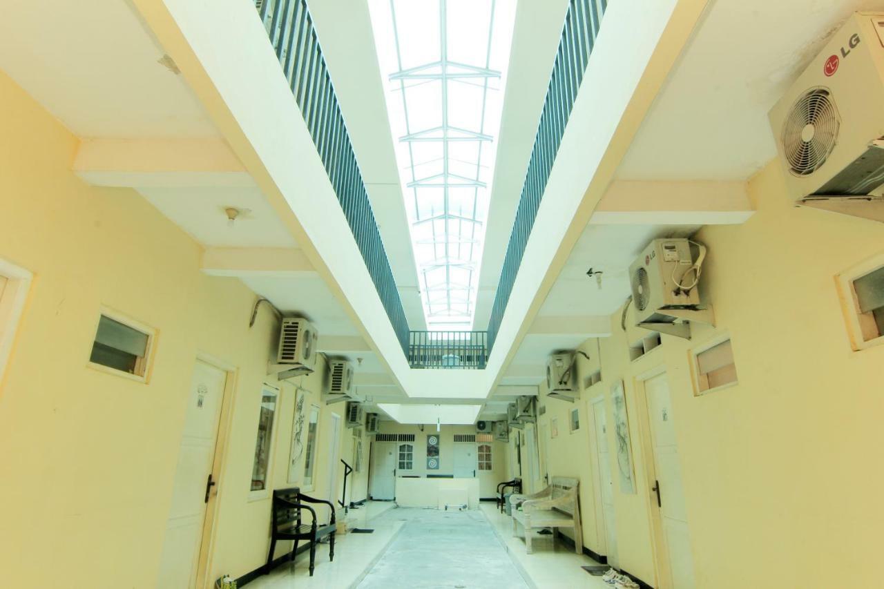 Jj House Gejayan Hotel Kejayan Exterior photo