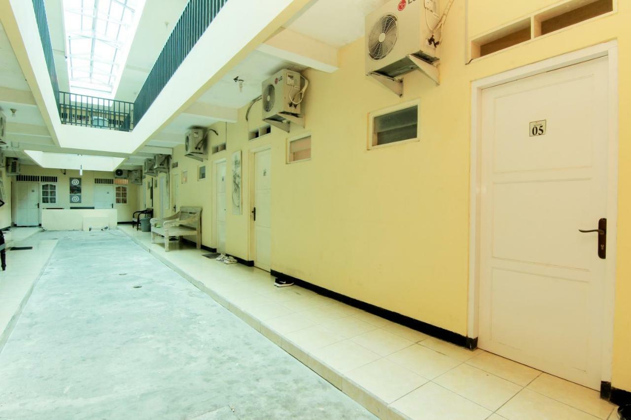 Jj House Gejayan Hotel Kejayan Exterior photo
